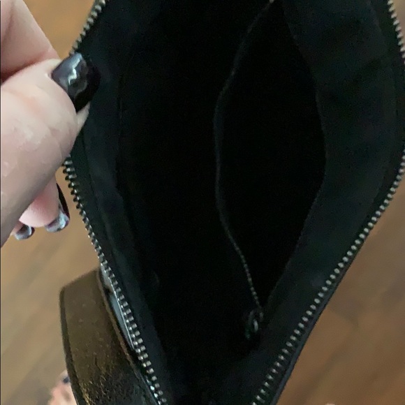 Burberry Messenger Bag - Picture 5 of 6